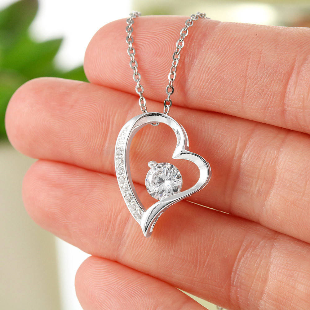 Heart-shaped Vintage Necklace